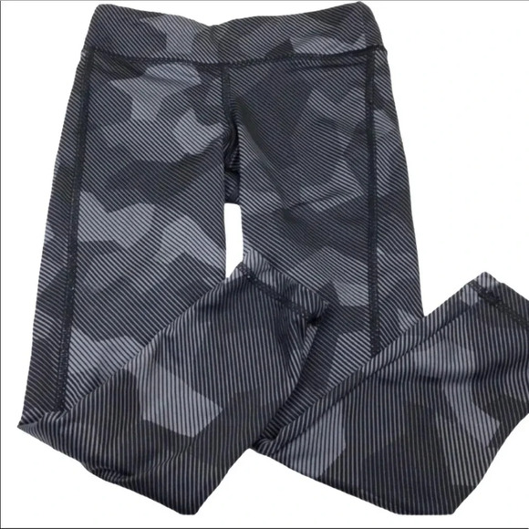 OLD NAVY EUC ATHLETIC PANTS BOTTOMS LEGGINGS ACTIVEWEAR GIRLS SIZE S SMA… - Picture 1 of 3